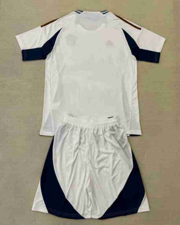 Maillot Concept Ensemble Enfant Bayern Munich 2025 2026_1