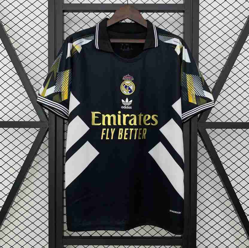 Thailande Maillot Spécial Real Madrid 2025 2026 Thailande Maillot Special Real Madrid 2025 2026