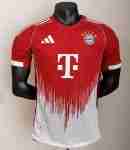 Version Joueur Maillot 1rd Bayern Munich 2025 2026