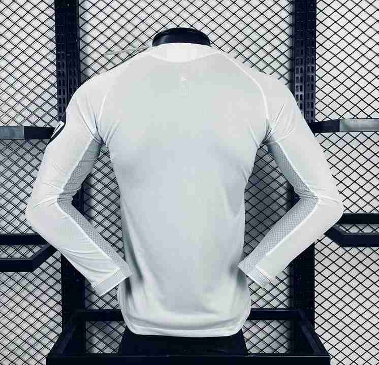 Version Joueur Maillot 1rd Manches Longues Real Madrid 2025 2026_1