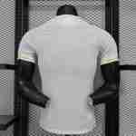 Version Joueur Maillot 1rd Real Madrid 2025 2026