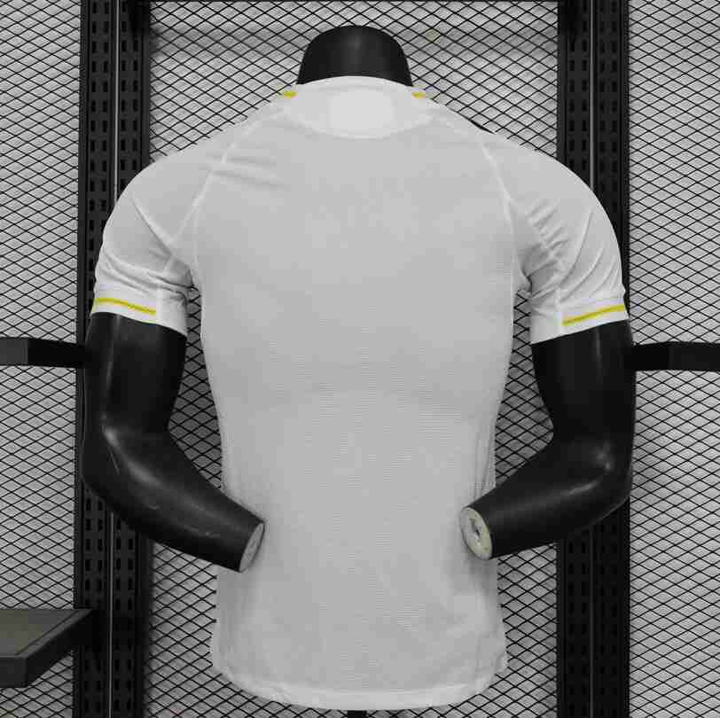 Version Joueur Maillot 1rd Real Madrid 2025 2026_1
