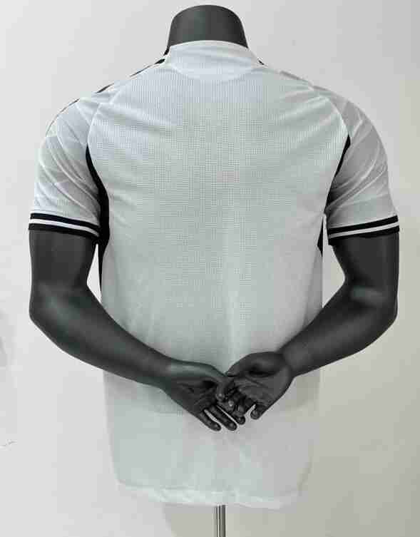 Version Joueur Maillot 2rd Bayern Munich 2025 2026_1