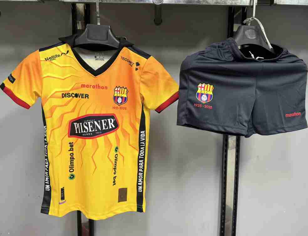 Maillot 100th Ensemble Enfant Barcelone 2025 2026 Maillot 100th Ensemble Enfant Barcelone 2025 2026