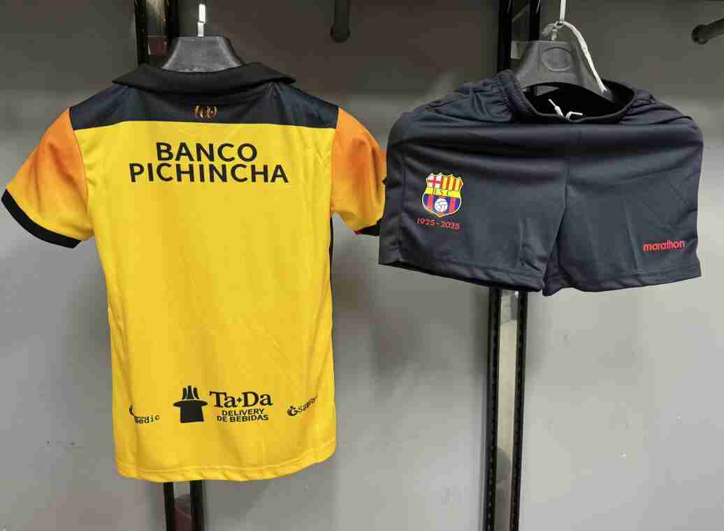 Maillot 100th Ensemble Enfant Barcelone 2025 2026_1