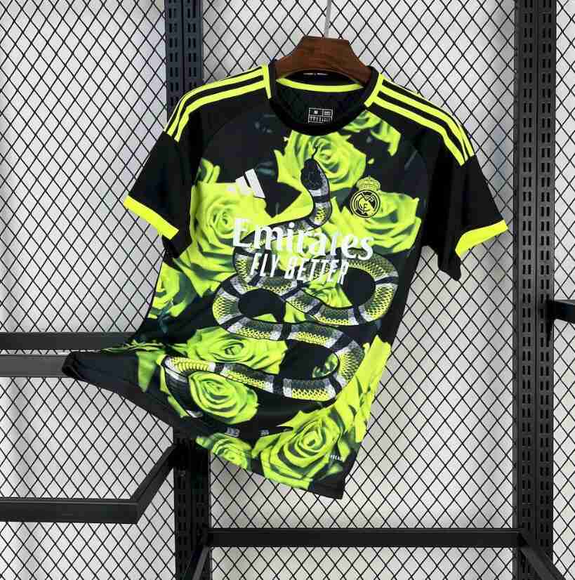 Thailande Spécial Maillot Real Madrid 2025 2026 Rosa Vert Thailande Special Maillot Real Madrid 2025 2026 Rosa Vert